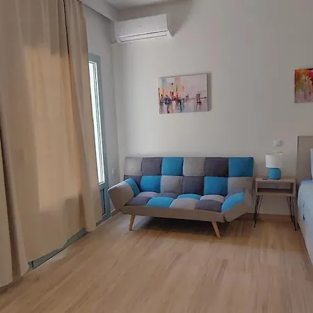 Modern 1 In The Center Of *