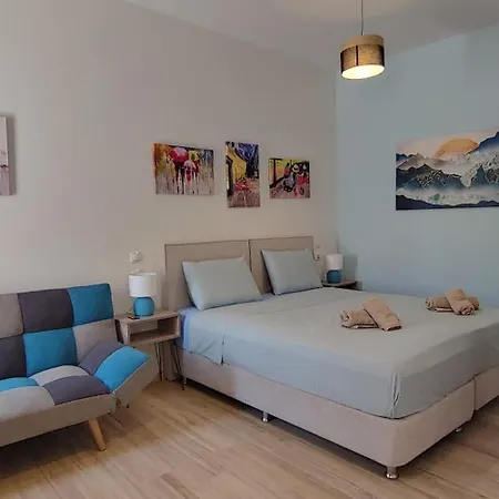 Modern 1 In The Center Of Skiathos